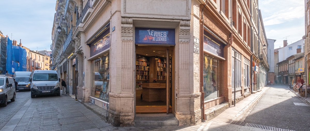 Rénovation intérieure de la librairie Terres de Légendes (Hyper centre de Toulouse)